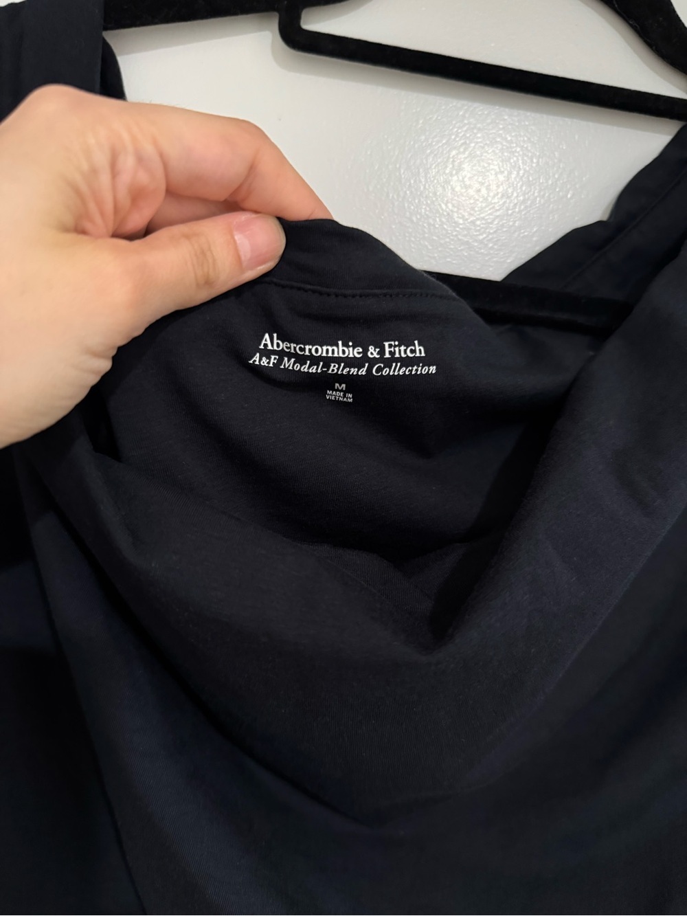 Abercrombie Modal Blend Black Draped Off The Shoulder Long Sleeve Top Medium - Picture 7 of 8